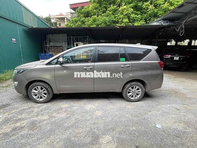 Toyota Innova 2019 2.0G - 95622 km