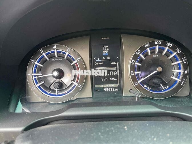Toyota Innova 2019 2.0G - 95622 km