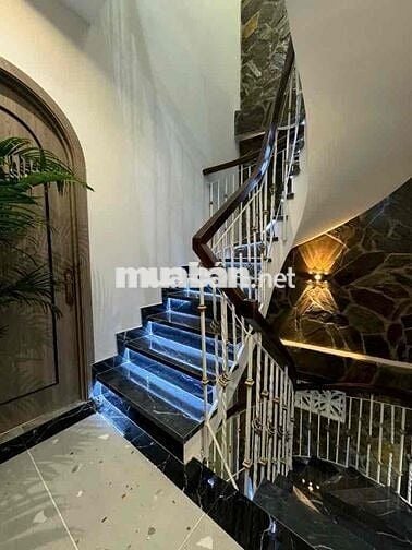 NHÀ HẬU GIANG Q6 NGANG HƠN 7M 50m2