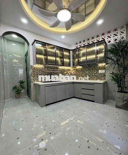 NHÀ HẬU GIANG Q6 NGANG HƠN 7M 50m2