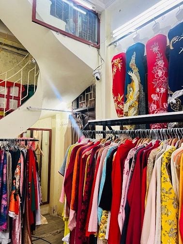 Cho thuê cửa hàng mặt tiền phố Phùng Khắc Khoan