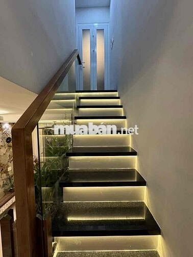 NHÀ Q6 ĐẸP SANG TRỌNG GIÁ BÌNH DÂN. CHỦ GẤP BÁN