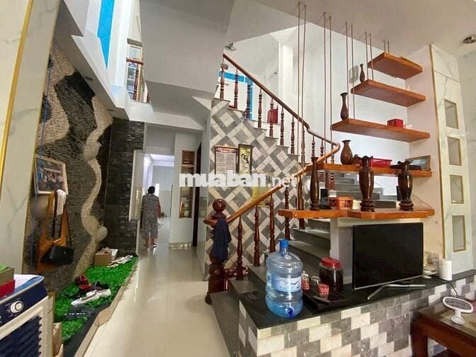 🏡Cho thuê nhà nguyên căn 3 tầng Hoàng Ngân - Hoà Xuân