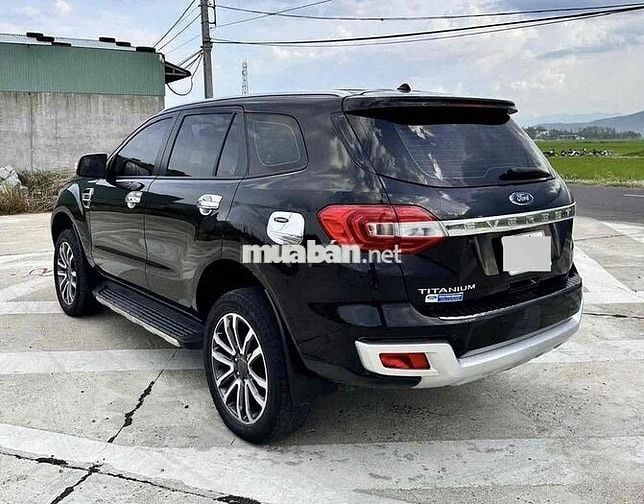 Everest Titanium 2022 bi-turbo - hỗ trợ góp