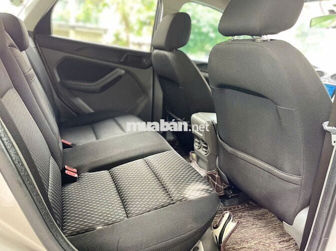 Ford Focus 2012 1.8 AT - 100000 km