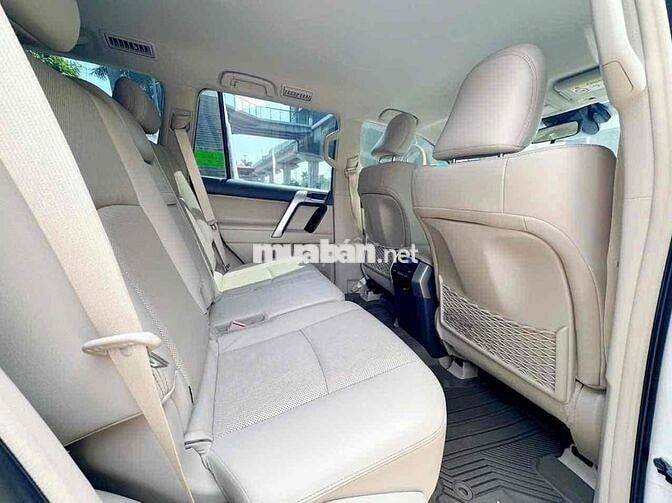 Toyota Land Cruiser Prado model 2022 ,có BHTV
