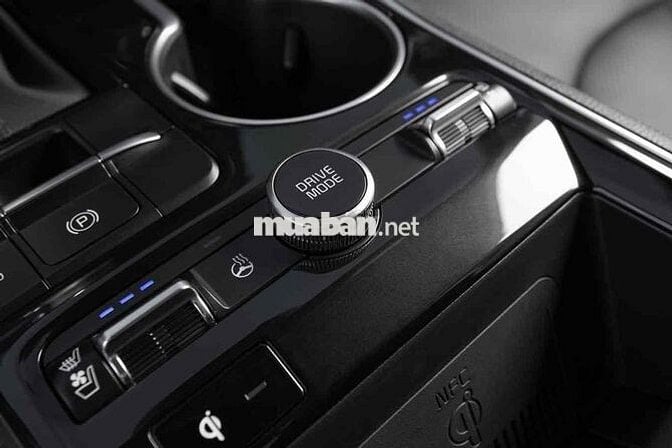 Kia K5 Luxury 2025 ưu đãi khủng 90tr