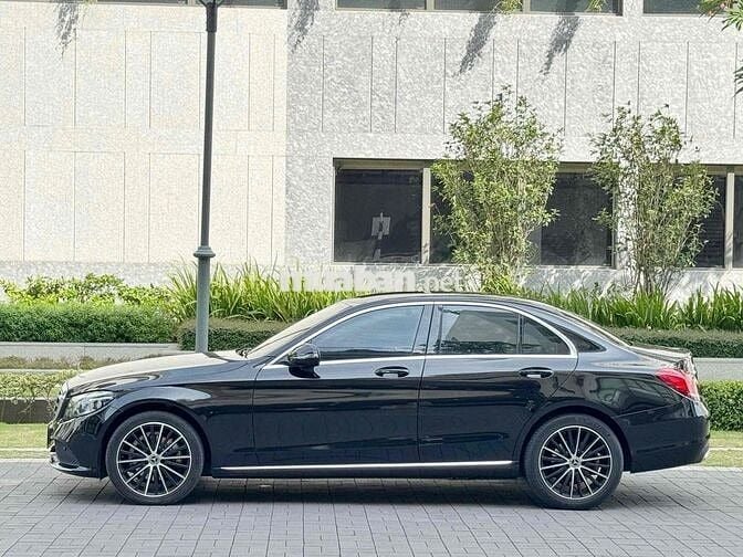 Mercedes C200 Exclusive 2021 siêu đẹp