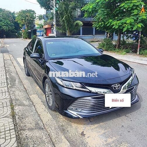 Bán xe gia đình oto camrry 2020 2.0G - 37147 km