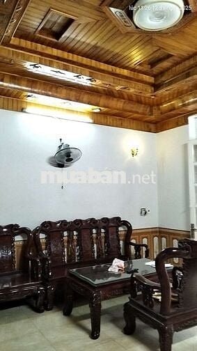 Cho thuê nhà nguyên căn có nội thất 6tr
