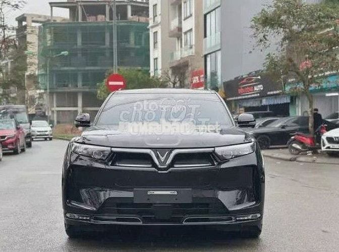 VinFast VF9 Plus 2025 – SUV Điện 7 Chỗ Hạng E