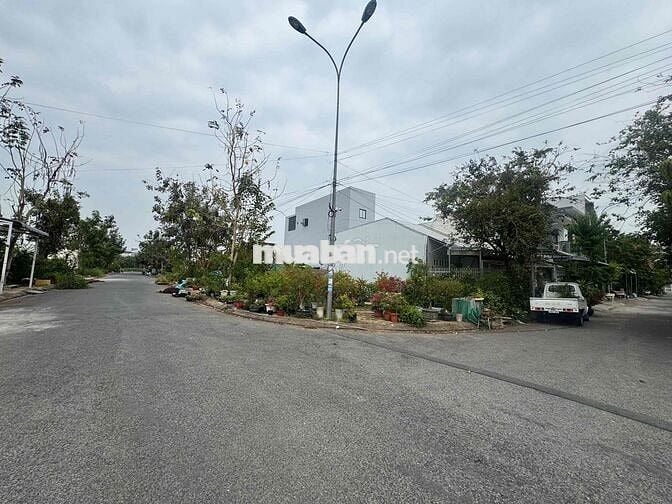 Bán nền GÓC đẹp đường B9 với C5 KDC PHÚ AN gần VÕ NGUYÊN GIÁP