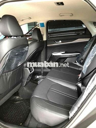 Kia K5 Luxury 2025 ưu đãi khủng 90tr