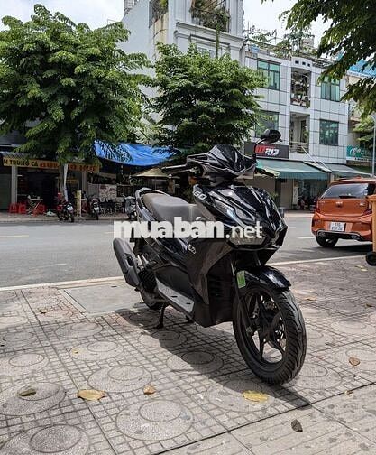 Honda Air Blade 160 2022 Chính chủ máy zin bốc