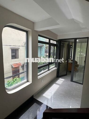 Nhà 6 tầng, 2 mặt tiền KD, có thang máy, 4x14m, 57m2, Ni Sư Huỳnh Liên