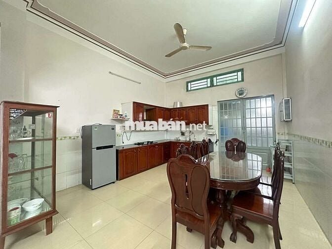 CHO THUÊ NHÀ 2 LẦU 4PN SẴN NỘI THẤT KDC LONG THỊNH GIÁ 7TR/THÁNG