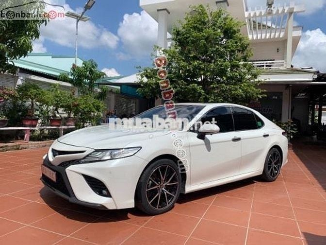 Toyota Camry 2.5Q 2021