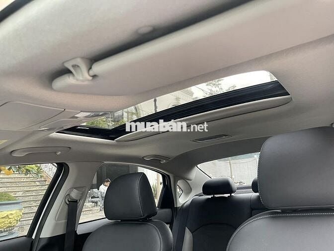 Kia K3 2022 1.6 Luxury màu trắng MỚI TINH