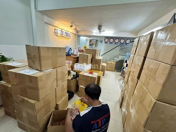 Vận chuyển hàng hóa đi nước ngoài