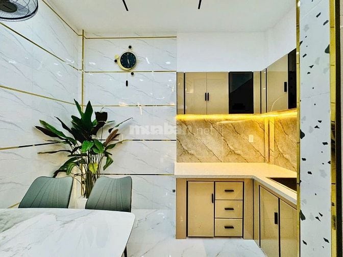 NHÀ NGAY TRUNG TÂM QUẬN 1 HẠ GIÁ CHỈ CÒN HƠN 5TỶ NGAY TRẦN ĐÌNH XU SHR