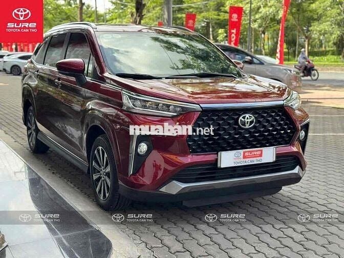 Toyota Veloz Cross 2023 - xe đẹp giá rẻ