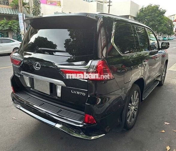 LX 570 MODEN 2016