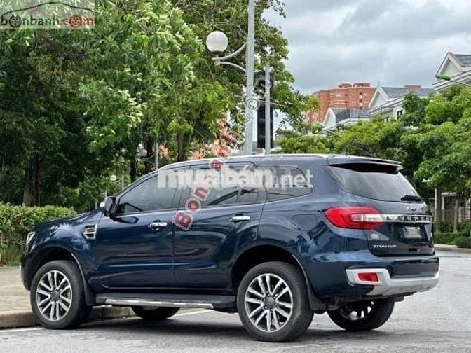 Ford Everest Sport 2.0L 4x2 AT 2022