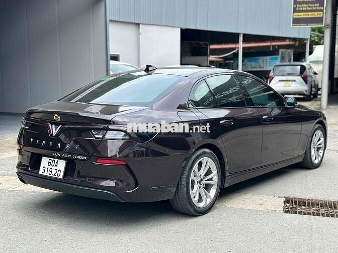 VinFast Lux A2.0 2020 bản Base chạy Lướt 3v6 km
