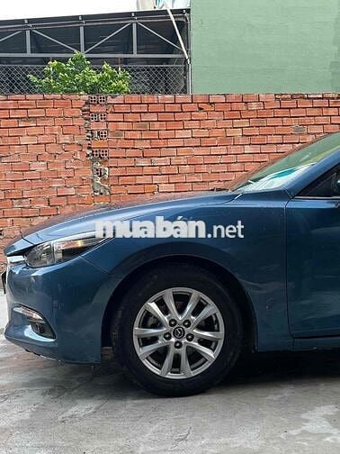 Mazda 3 2018 1.5 AT