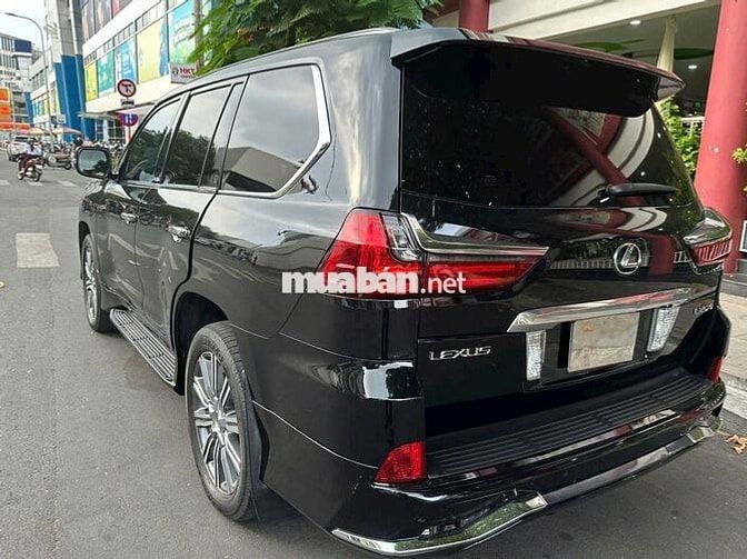 LX 570 MODEN 2016