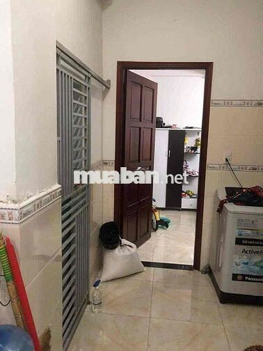 CHO THUÊ NHÀ NGUYÊN CĂN. DT 4x14M . 1 LẦU BTCT GIÁ 9 tr