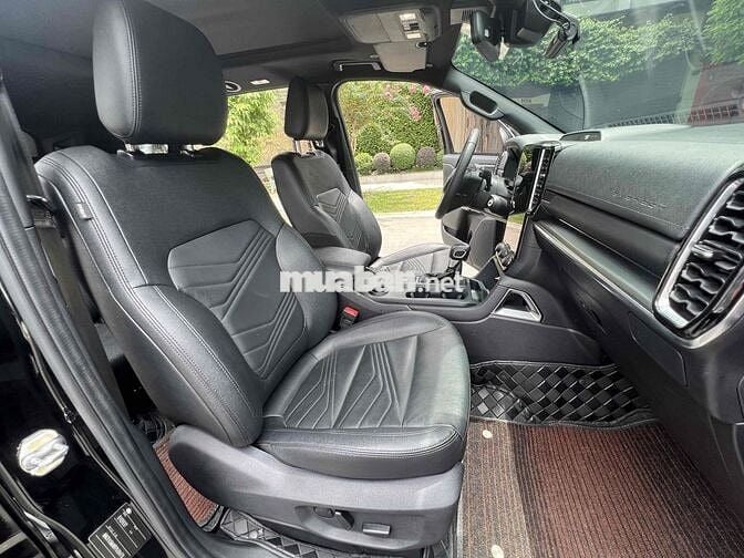 Everest Titanium 2023 - 62.000 km - chất xe đẹp