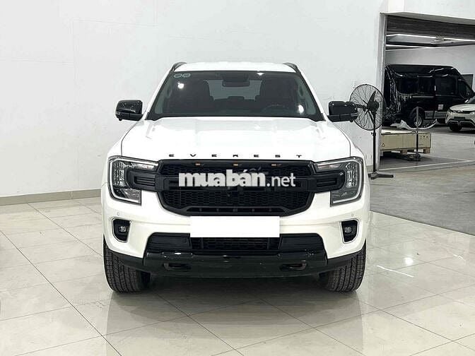Everest Sport 2023 Trắng - 20.000 km - hỗ trợ góp