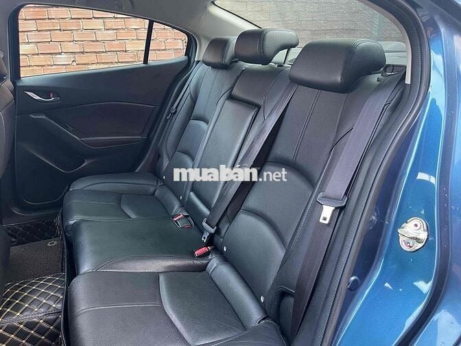 Mazda 3 2018 1.5 AT