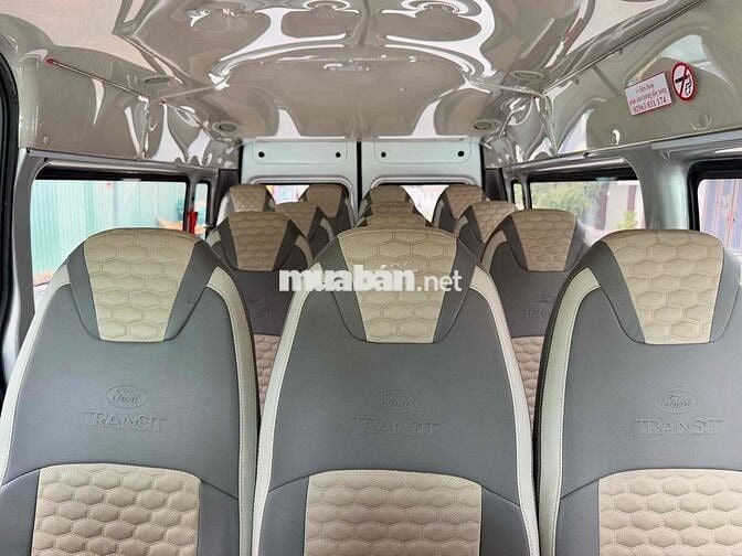 Ford Transit 2023 Full nội thất - 86000 km