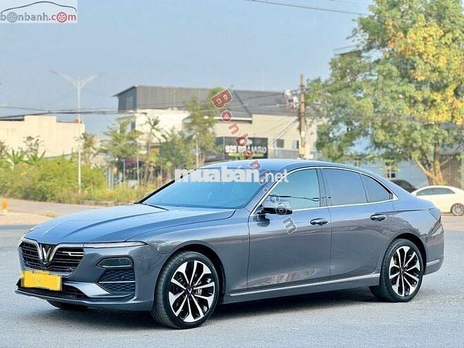 VinFast Lux Premium 2.0 AT 2019