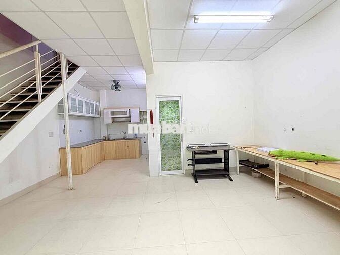 bán gấp nhà Ngay chợ Tân Trụ .Quận Tân Bình
