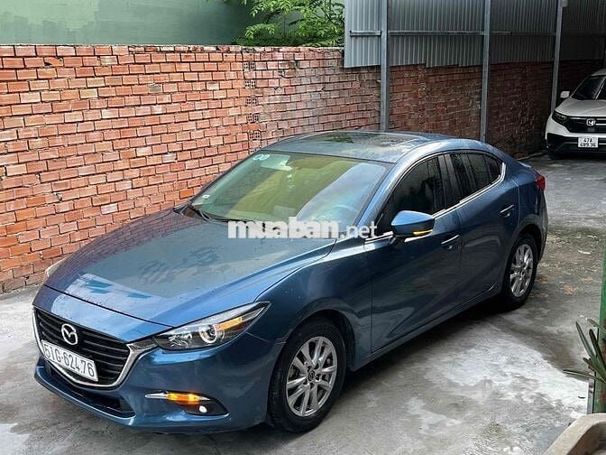 Mazda 3 2018 1.5 AT