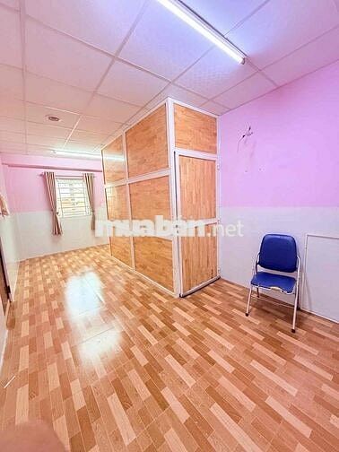 bán gấp nhà Ngay chợ Tân Trụ .Quận Tân Bình