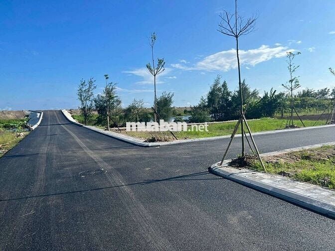 Cực Kì Hot Lô Đất Nằm Ngay Khu Kinh Tế Biển ở Ninh Bình.....