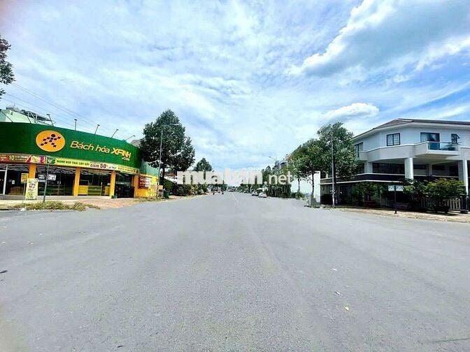 NHÀ CHO THUÊ:
TRỆT 2 LẦU MỚI ĐẸP - FULL MÁY LẠNH - TRỤC CHÍNH NAM LONG