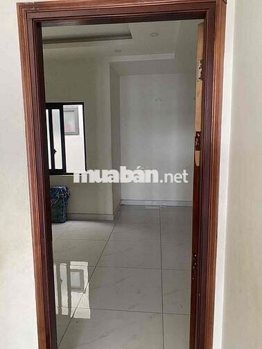 Cho thuê nhà 5x15m.Xây 1 Lầu Mặt Tiền Đường Thới An(Gần ubp)Q12