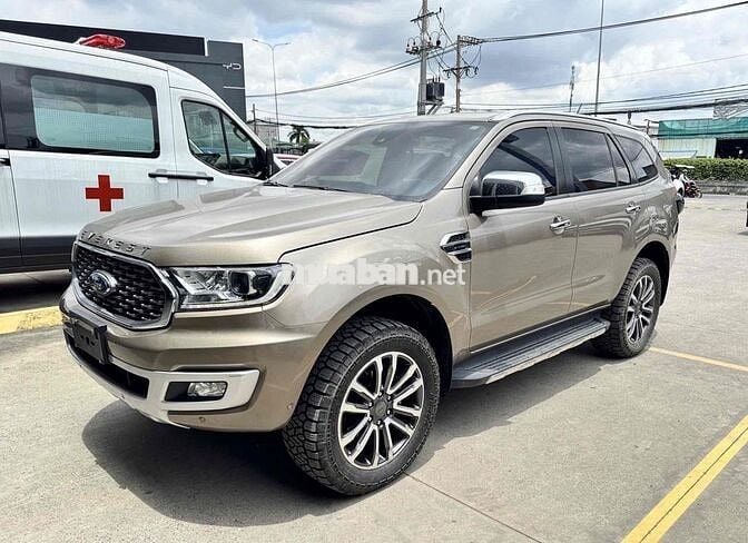 Everest Titanium 2021 4x4 - 76.000 km - hỗ trợ góp
