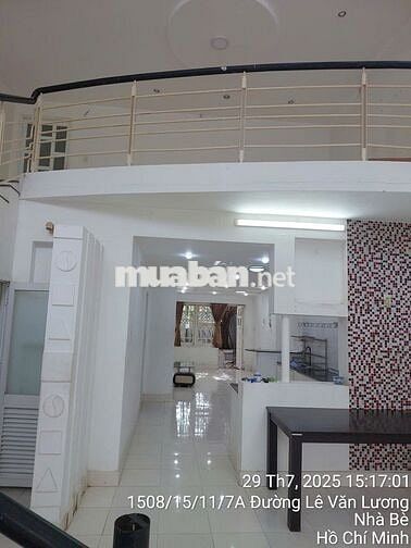 Cho thuê nhà hẻm lớn 8m, 1 trệt 1 lửng, diện tích 150m2, 11tr/tháng.