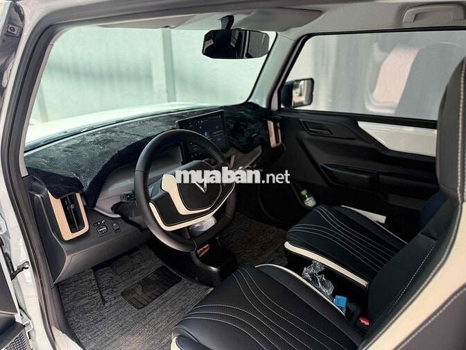 VinFast VF3 2025 mua pin odo 400 km