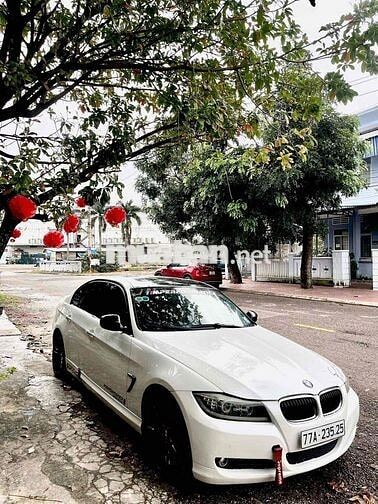 BMW 3 Series 2009 320i Convertible - 130000 km