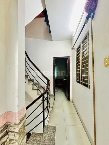 Bán nhà HXH 8M ở Hàn Hải Nguyên Q.11 - 4 tầng - giá 7,4 tỉ