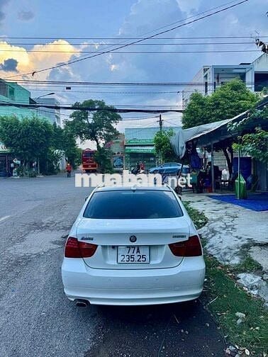 BMW 3 Series 2009 320i Convertible - 130000 km