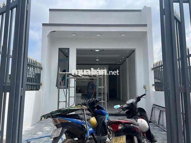 Nhà cấp 4 đẹp Xã hưng thịnh,dt 112m2 thổ cư Gần quốc lộ 1A
