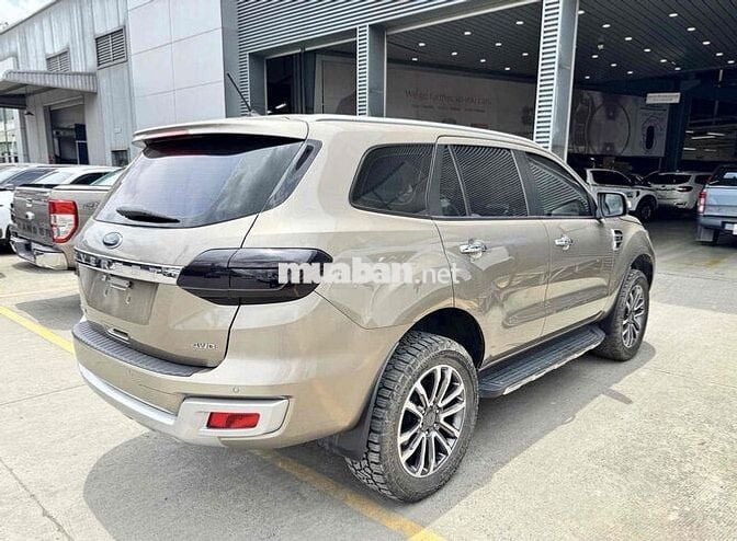 Everest Titanium 2021 4x4 - 76.000 km - hỗ trợ góp